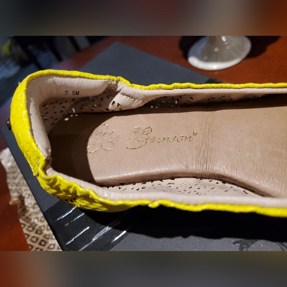 Matt Bernson Waverly Laser Leather Flats size 7.5 NIB - Picture 6 of 10